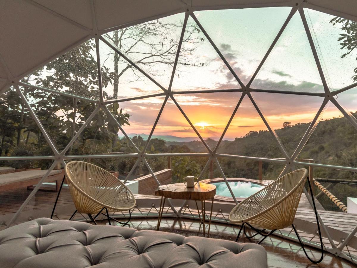 Nazca Glamping Hotel Villamaria Bagian luar foto