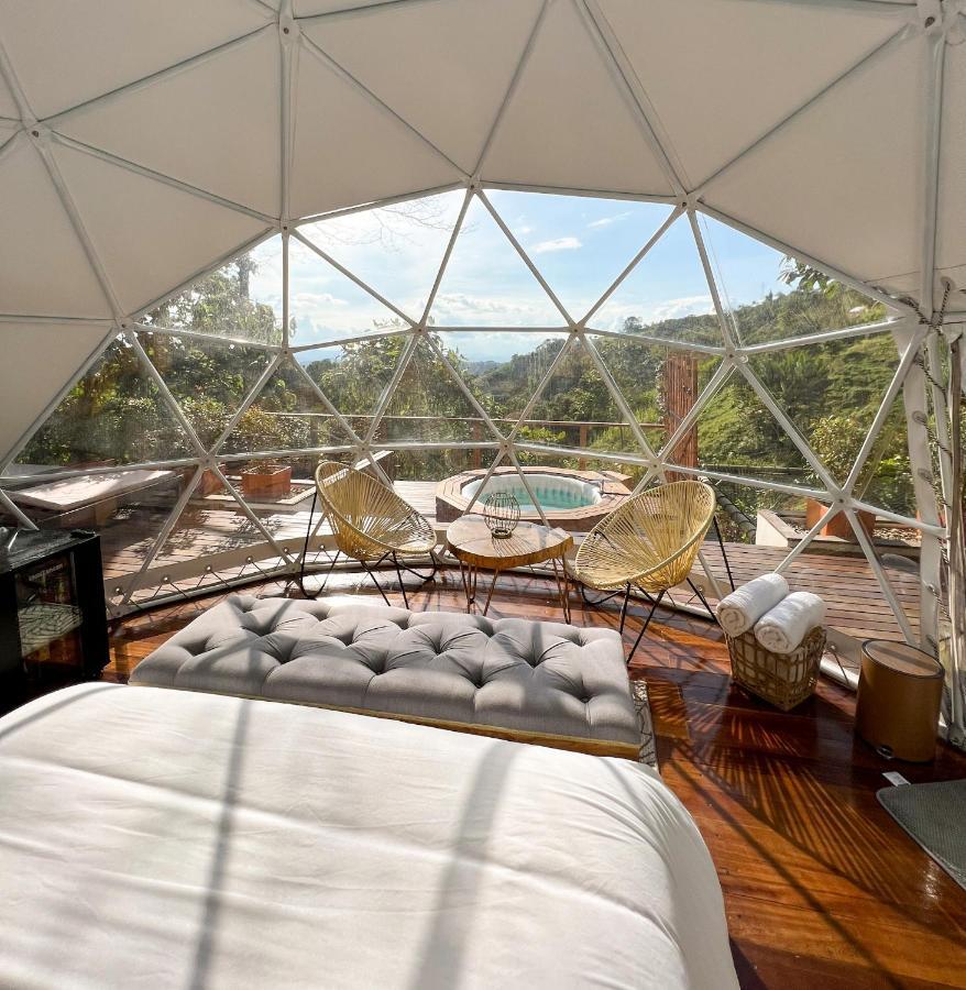 Nazca Glamping Hotel Villamaria Bagian luar foto